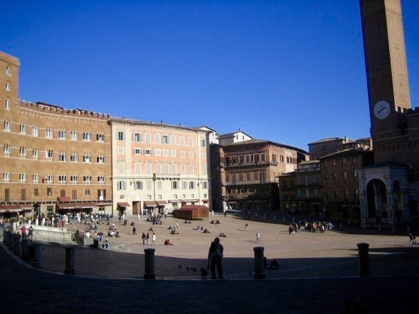 See the Piazza del Campo during a Rome to Siena day trip